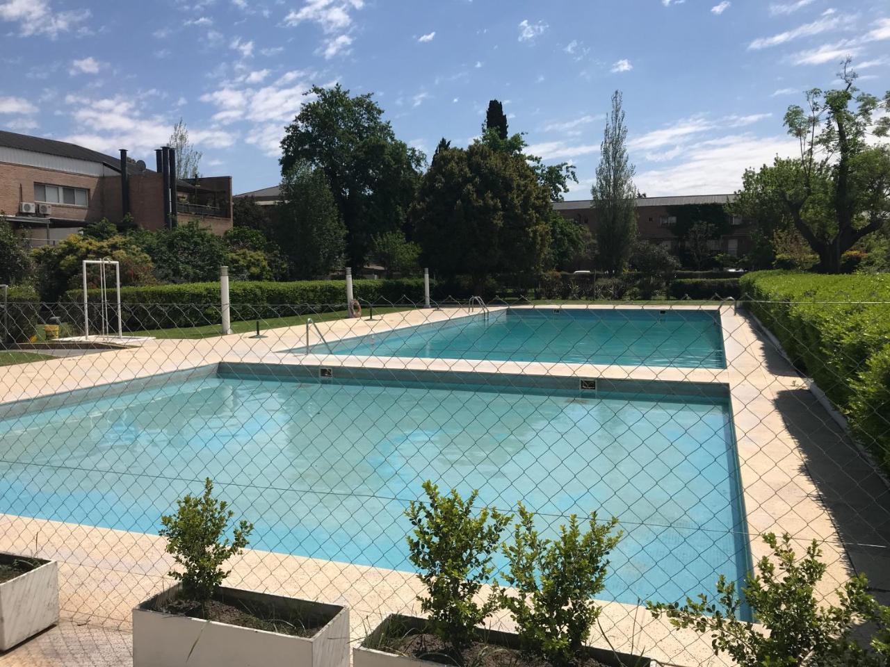 Apartamento En Country Pilar Piscina Parrilla Propia Hasta 4 Personas Exterior photo